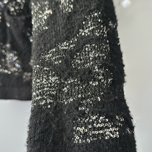 SEQUIN METALLIC THREAD KNIT CARDIGAN
BLACK size S - Picture 6 of 11